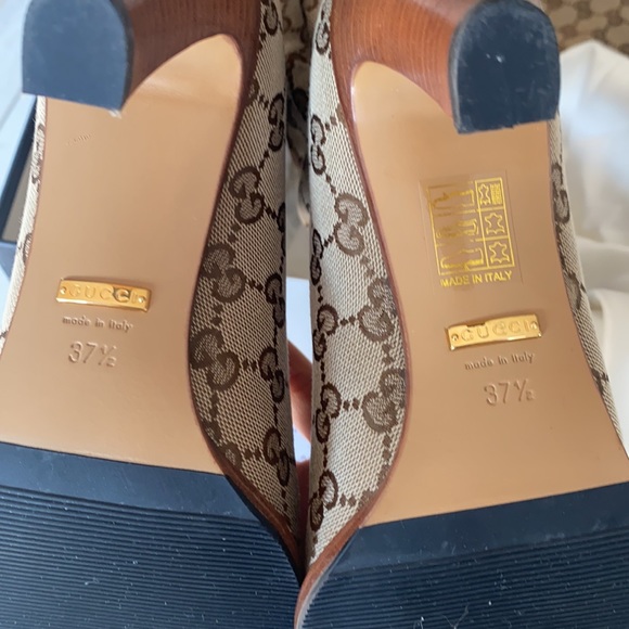 Brand new authentic GUCCI over the knee Puffer Boots monogram beige Ebony boots - Picture 4 of 9